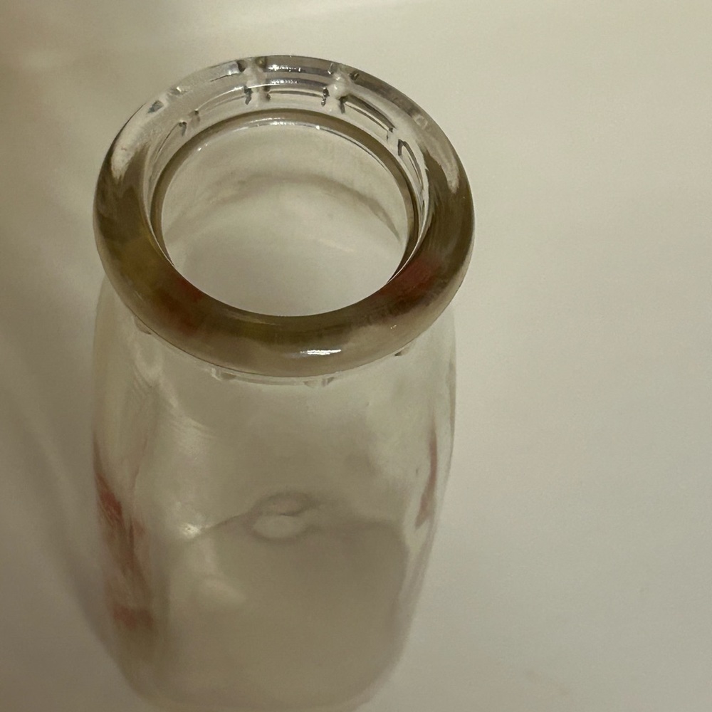 Vintage Hygeia Dairy One Pint Glass Milk Bottle **Collectible - Picture 6 of 9
